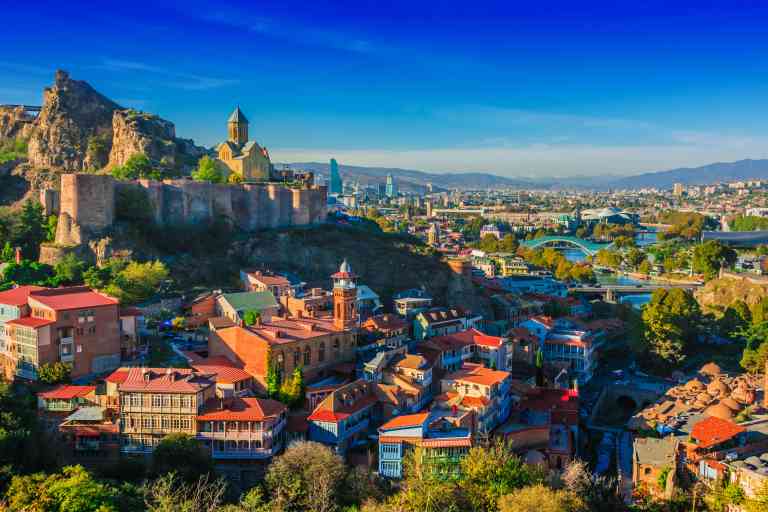 Reise nach Georgien Armenien Aserbaidschan: Drei Länder, eine faszinierende Kulturreise durch den Südkaukasus